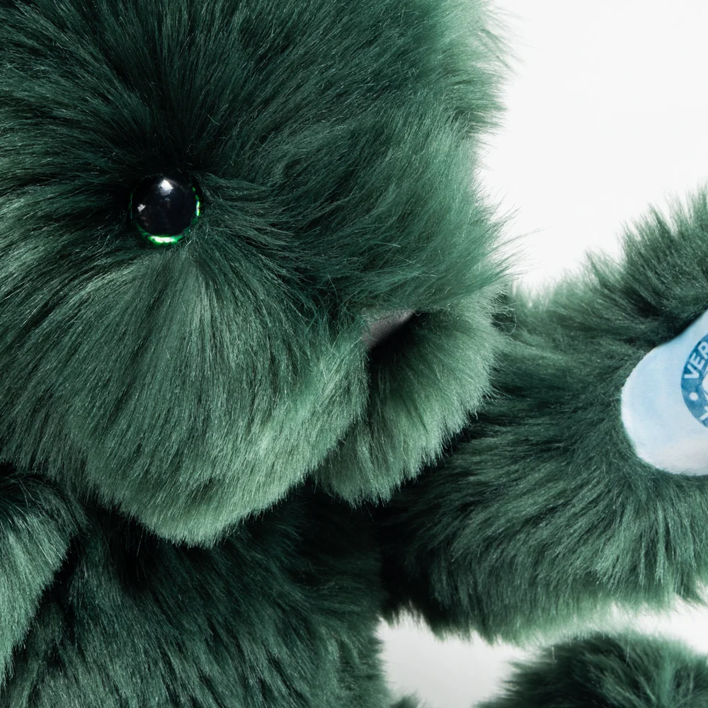 20 In. Limited Edition 45th Anniversary Green Mountain Bear - Image 9